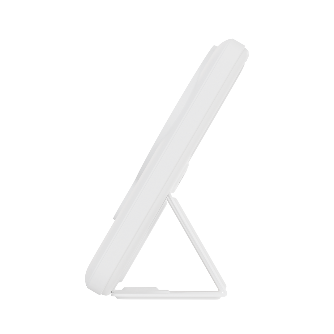 Innovative iCharger MAX Pro with Magsafe providing reliable, cable-free charging, perfect for travelers and tech enthusiasts.